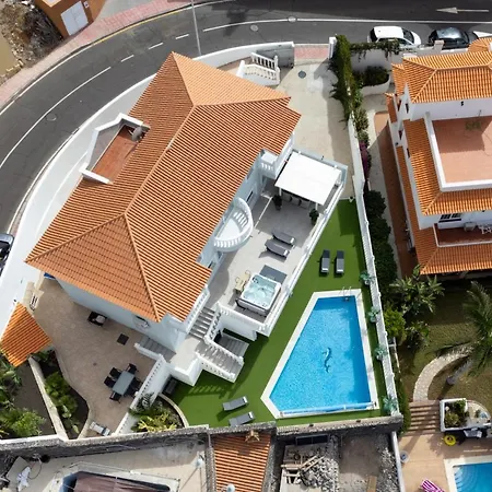 Exotica Villa *